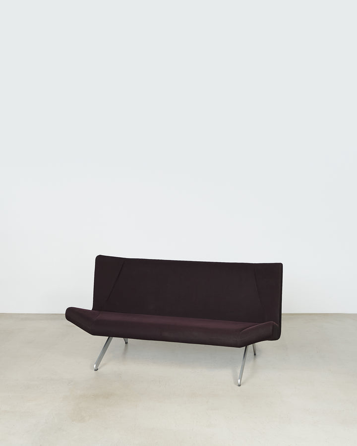 BOOMERANG SOFA by Gwenael Nicolas