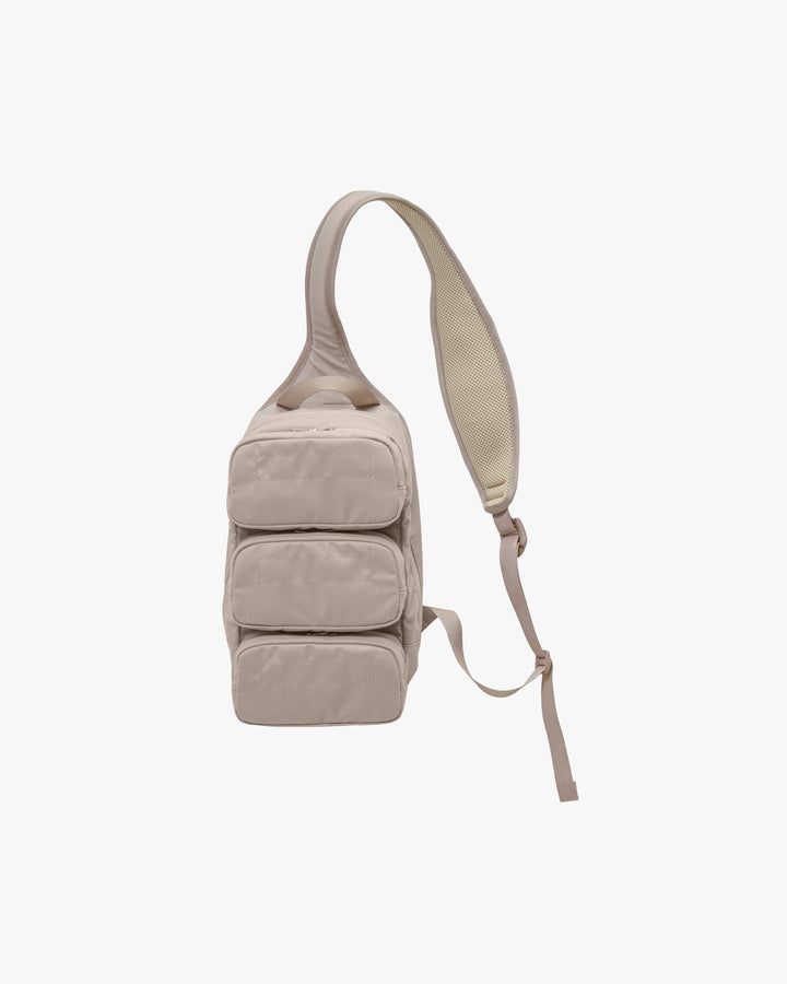 Fine Wool Saxony Medium Shoulder Bag